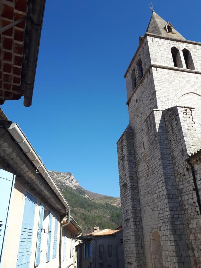 Les Mirabelles Chambres D'Hotes Sisteron Esterno foto